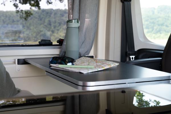 BUZ_0851XVAN_5_allestite